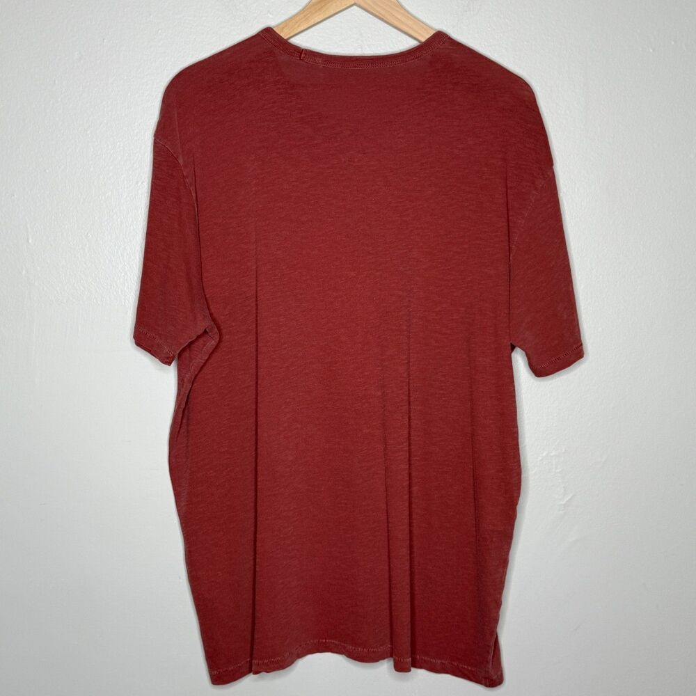 Lucky‎ Brand Mens T-Shirt XL Red Bear Graphic Hipsters Casual Basics - Picture 2 of 7